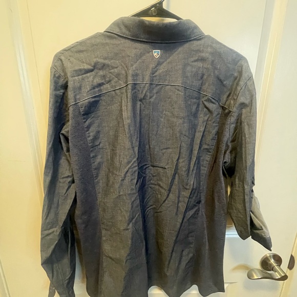 Kuhl womens chambray camp shirt style button up. - Picture 3 of 7